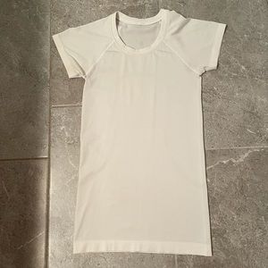 White lululemon swiftly tech tshirt